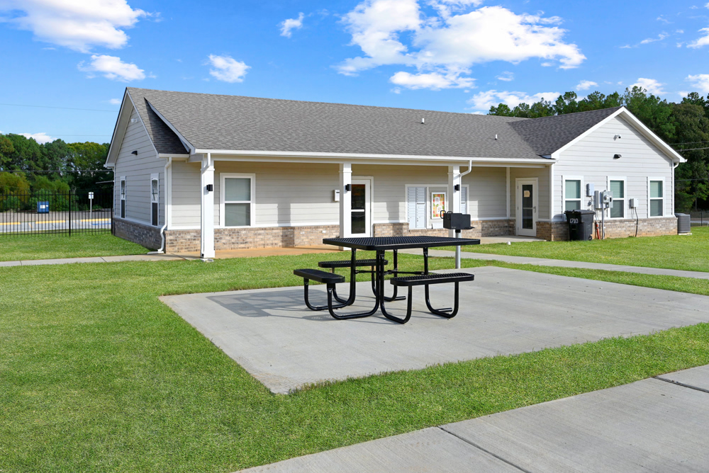 Two people exercising